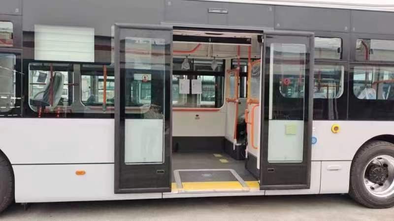NOSP320  Pneumatic Plug Door System